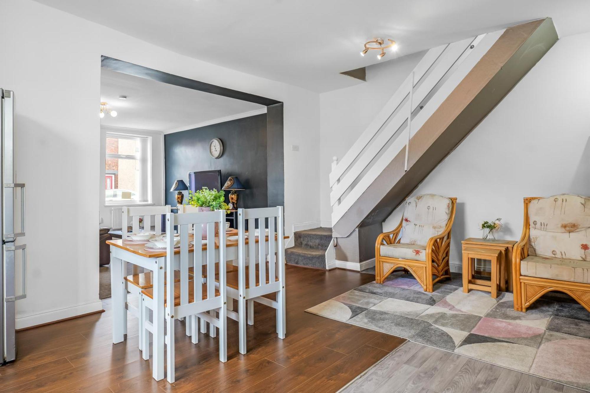 Rochdale 3 Bedroom House 2 Bath With Free Parking Sleeps 7 Eksteriør billede